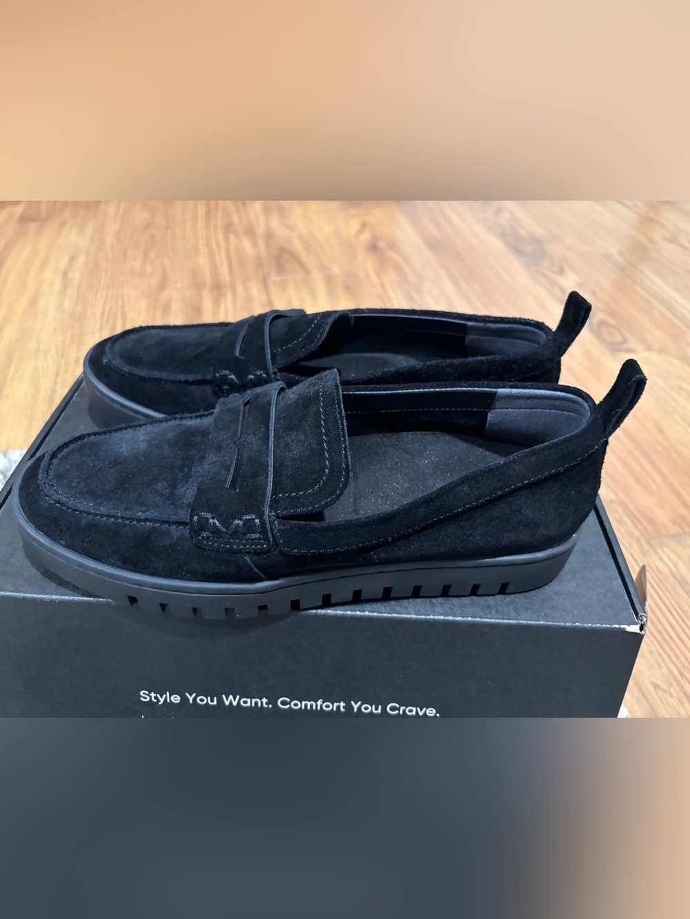 Vionic Black Suede Slip-On Penny Loafers size 7
